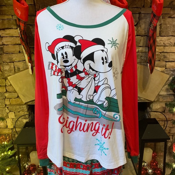 NWT Disney Store Two Piece Winter Mickey and Minnie Mouse Pajama Set XL - Picture 3 of 13